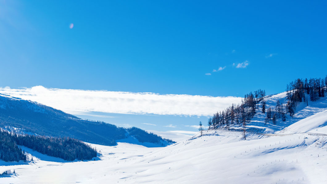 大雪已至，一臺(tái)會(huì)除霜的空氣源熱泵到底有多重要泌弧？